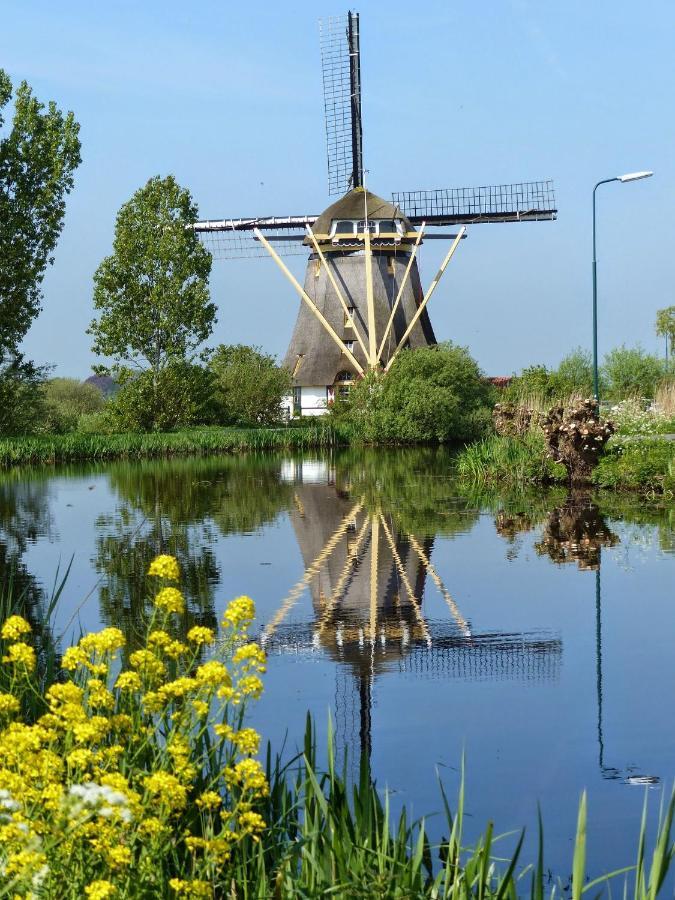 Mondriaanmolen, A Real Windmill Close To Amsterdam Abcoude Exterior foto